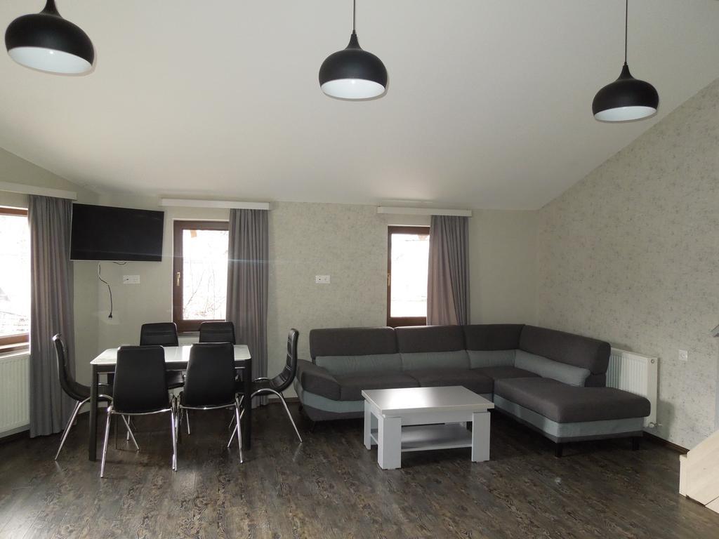 Family Room In Bakuriani Bagian luar foto